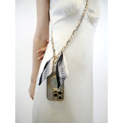 Chaîne téléphone AVILES