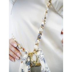 Chaîne téléphone AVILES